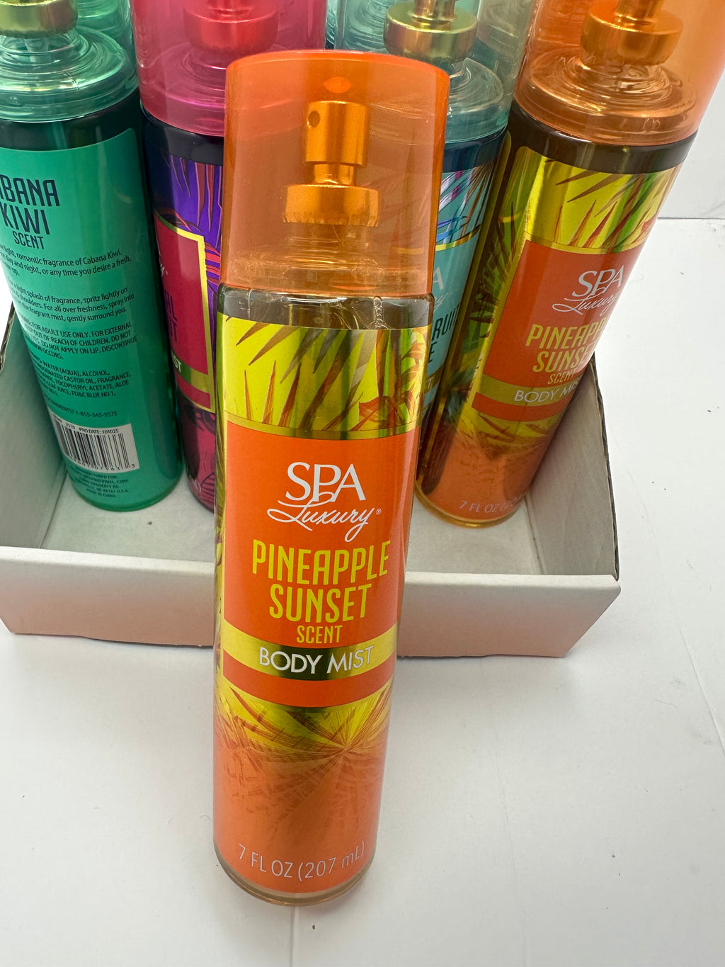 SET PINEAPLE SUNSET SPA LUXURY